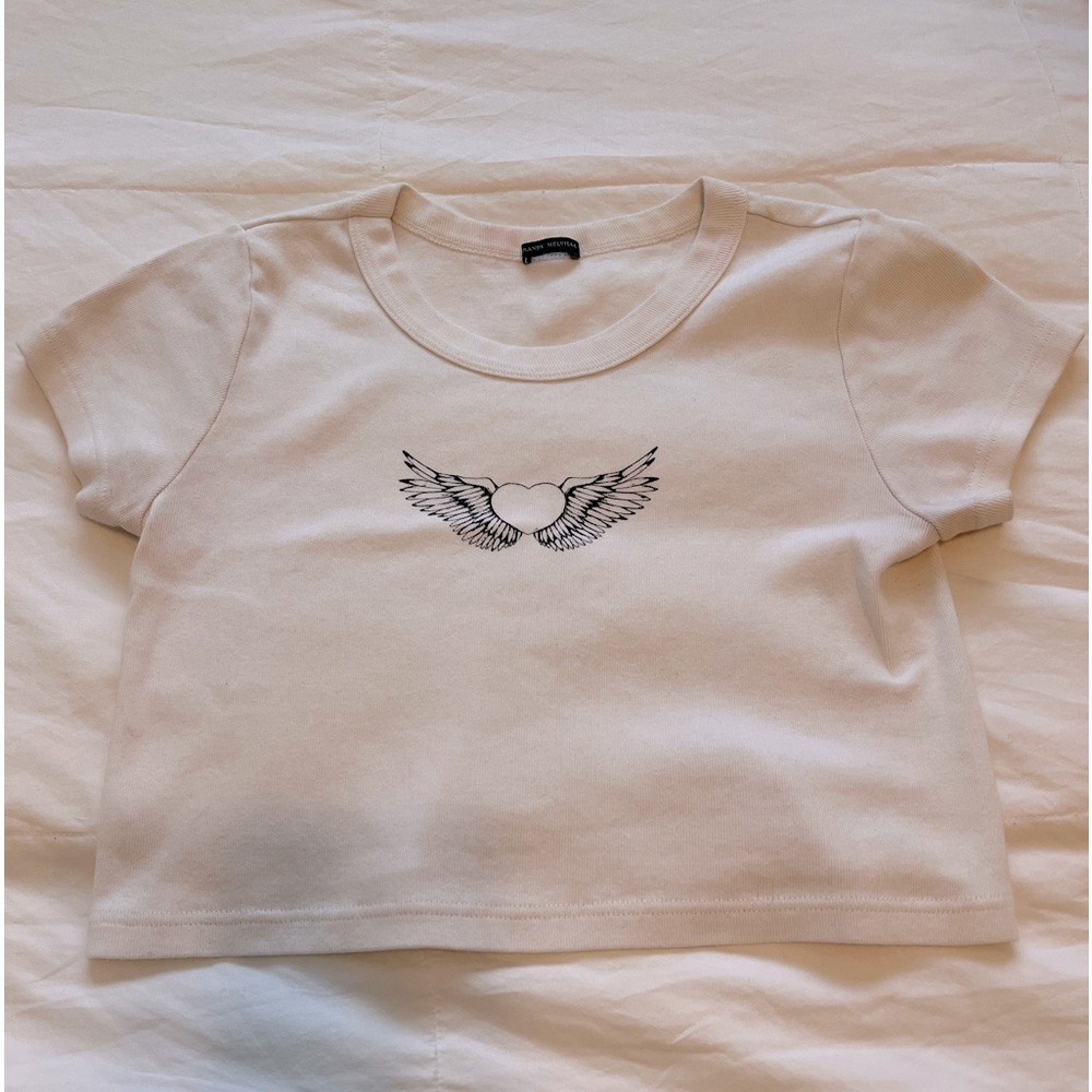 Brandy Melville angel heart baby tee